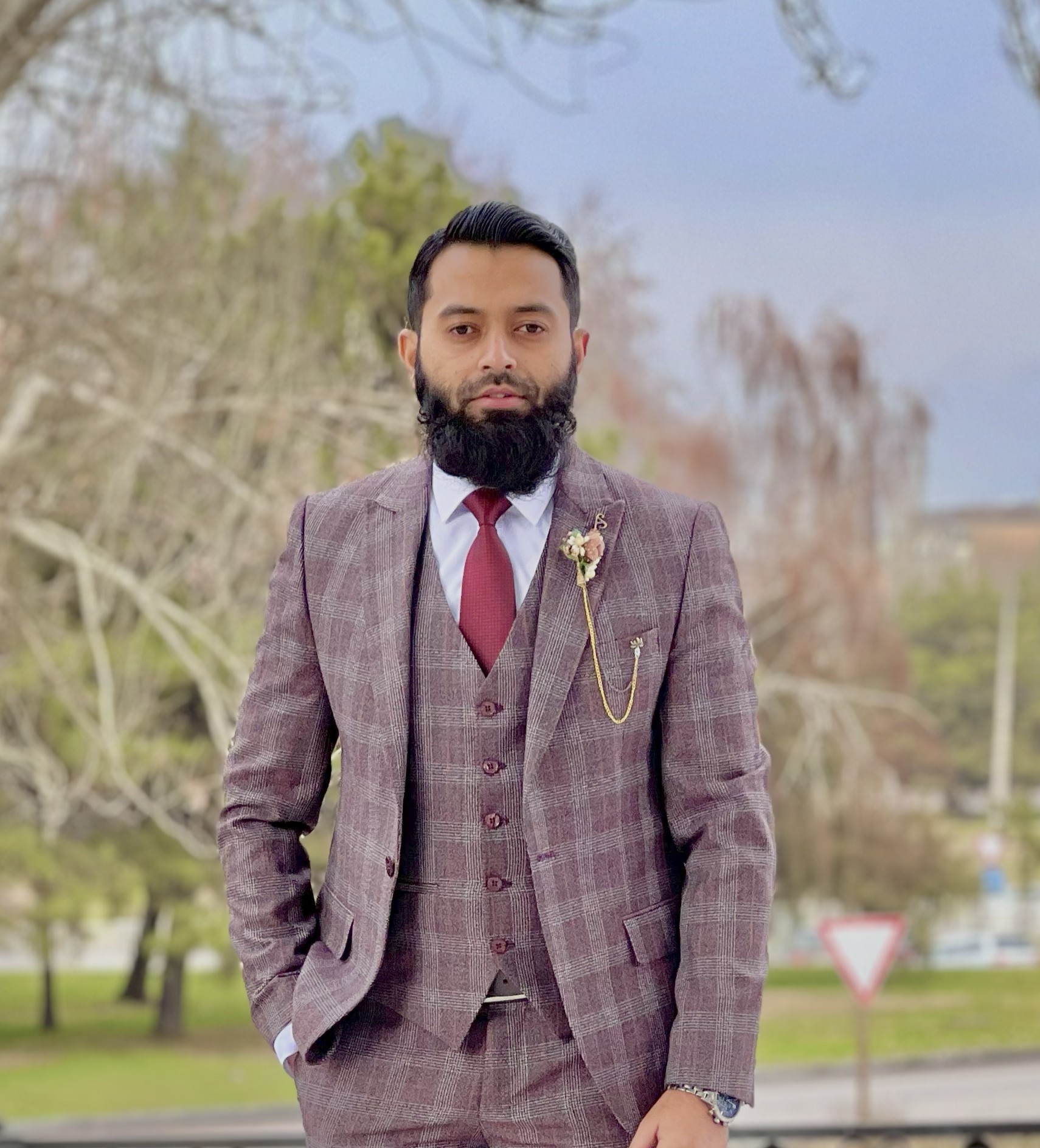 Dr Muhammad Abuzar
